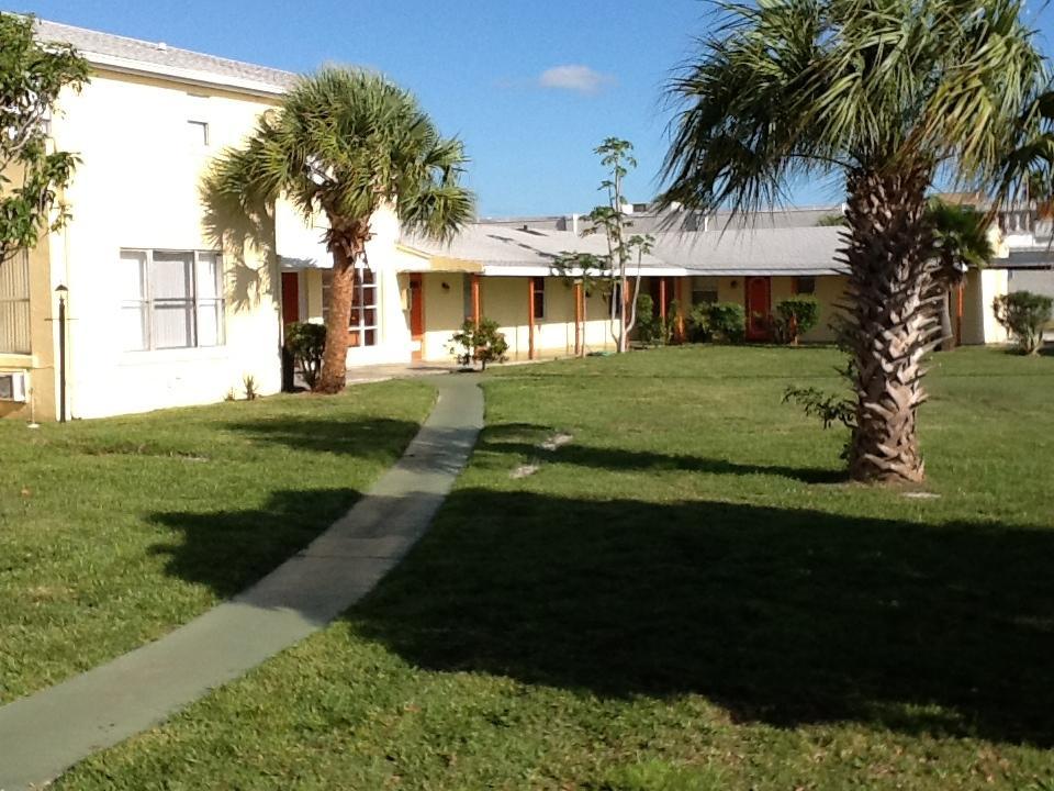 Sunset Inn- Fort Pierce, Fl Zewnętrze zdjęcie