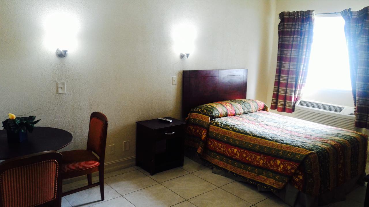 Sunset Inn- Fort Pierce, Fl Zewnętrze zdjęcie